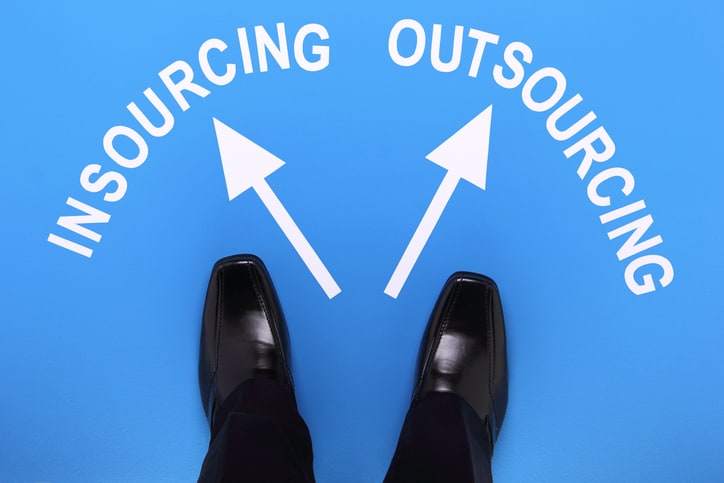 Procurement Insourcing vs Outsourcing